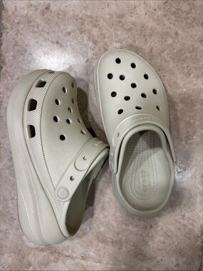 CROCS Platform Clog in Light Tan